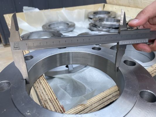 Olejno powlekane płaszcze stalowe spawalnicze klasy 300 do instalacji rur przemysłowych
