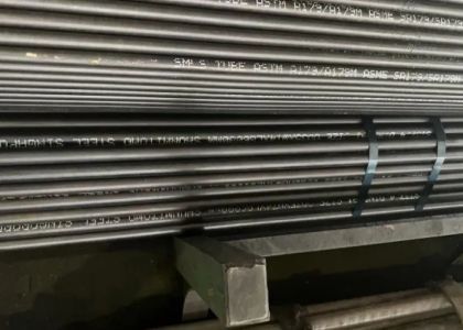 ASTM A210 Wymiennik ciepła Stalowa rurka o dostosowanej średnicy zewnętrznej z certyfikatem DIN