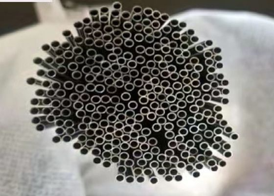 Precyzyjnie obrobione rury ze stali stopowej o wysokiej jasności i trwałości