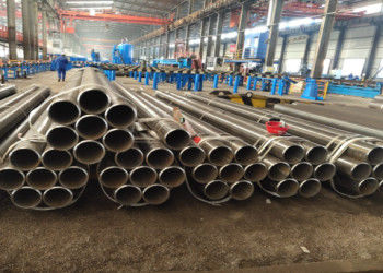 ASTM A53 Rury ERW z zakrętem z certyfikatem API OD 21,3-1200 mm