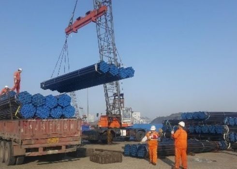 API 5L Stalowe opory elektryczne ERW Wylotowane rurki w gołym / malowania powierzchni