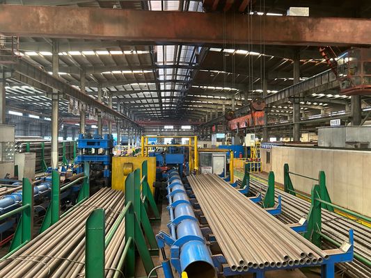 Rura olejowa bez szwu walcowana na gorąco API 5L Standard ASTM A106 A53