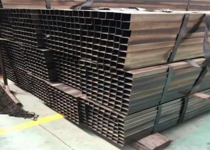 Galwanizowane rury kwadratowe 25x25x1.2 mm 40x40 mm 50x50x2.5 mm Rury z otworem w otworze