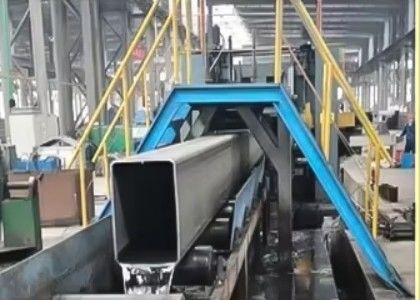 ASTM EN, BS, JIS Structure Pipe Steel Tubular Sections with Varnish Surface Finish