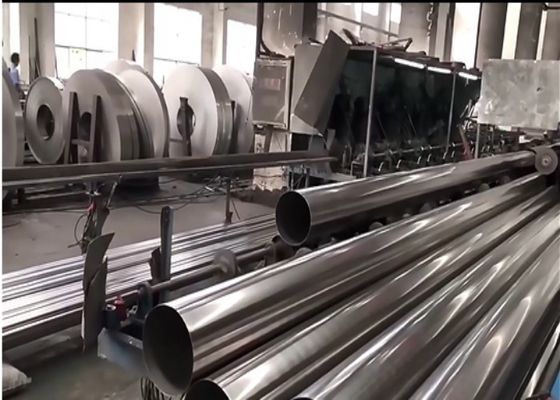 Długość 6000 mm/12000 mm Produkty rurkowe ze stali nierdzewnej Technika walcowanie na zimno Walcowanie na gorąco