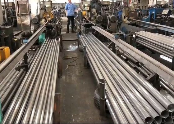 Wytwórca rur ze stali niestopowej z technologią walcowania na gorąco i zakres grubości 0,3 mm-150 mm
