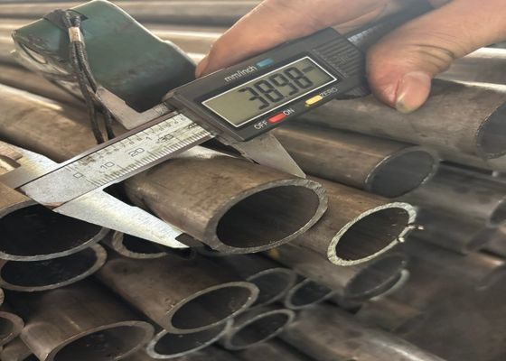 Obróbka końcowa bielizny okrągły materiał rur stalowych do wymiany ciepła do przenoszenia ciepła