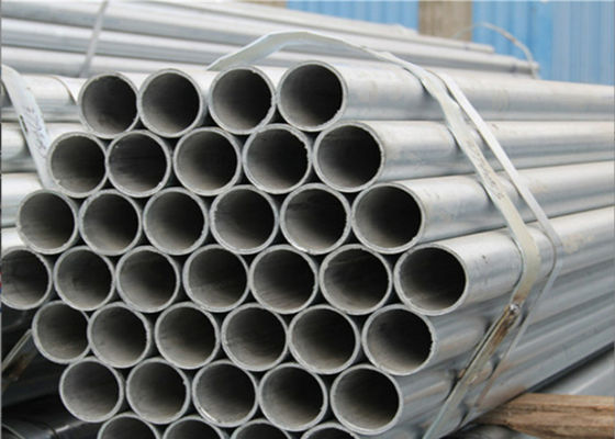 ERW Wylotowane rury stalowe wsparcie prosty / Beveled / zwinięty / Grooved końcówki Lenth 1-24M