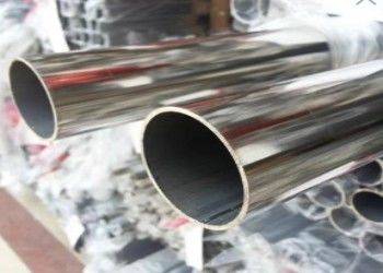 Bezszwowa rura stalowa niestopowa z powłoką 2PE i 3PE do zastosowań wysokociśnieniowych i grubości ścianki od 2 mm do 60 mm