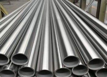 12-metrowa bezszwowa rura stalowa o długości 12 m, grubości ścianki od 2 mm do 60 mm i zgodna z normą GB/T17396 do zastosowań wysokociśnieniowych