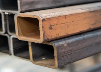 Gorąco walcowane sekcje puste ze stali o klasie Q195-235 i dostosowane opcje powierzchni do zastosowań strukturalnych