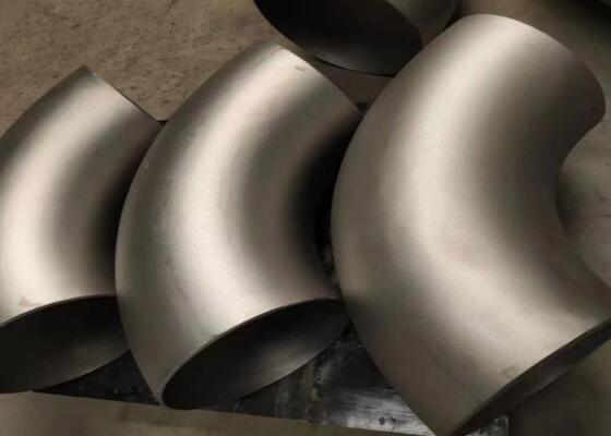 304 łączniki rurowe ze stali nierdzewnej z łączeniem spawania tylnego Wysoka odporność na korozję i tolerancja precyzyjnego obróbki +/- 0,01 mm