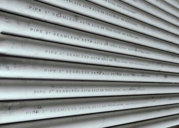 Rura bezszwowa ze stali nierdzewnej o odporności na ciepło klasy 410L dla integralności strukturalnej w produkcji