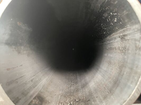 Bezszwowa rura stalowa zgodna z API 5L o grubości ścianki od 2 mm do 60 mm i powłoce FBE do zastosowań przemysłowych