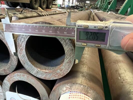 Rura stalowa wymiennika ciepła ciągniona na zimno o grubości ścianki 0,7–30 mm i okrągłym kształcie do przemysłowego przenoszenia ciepła